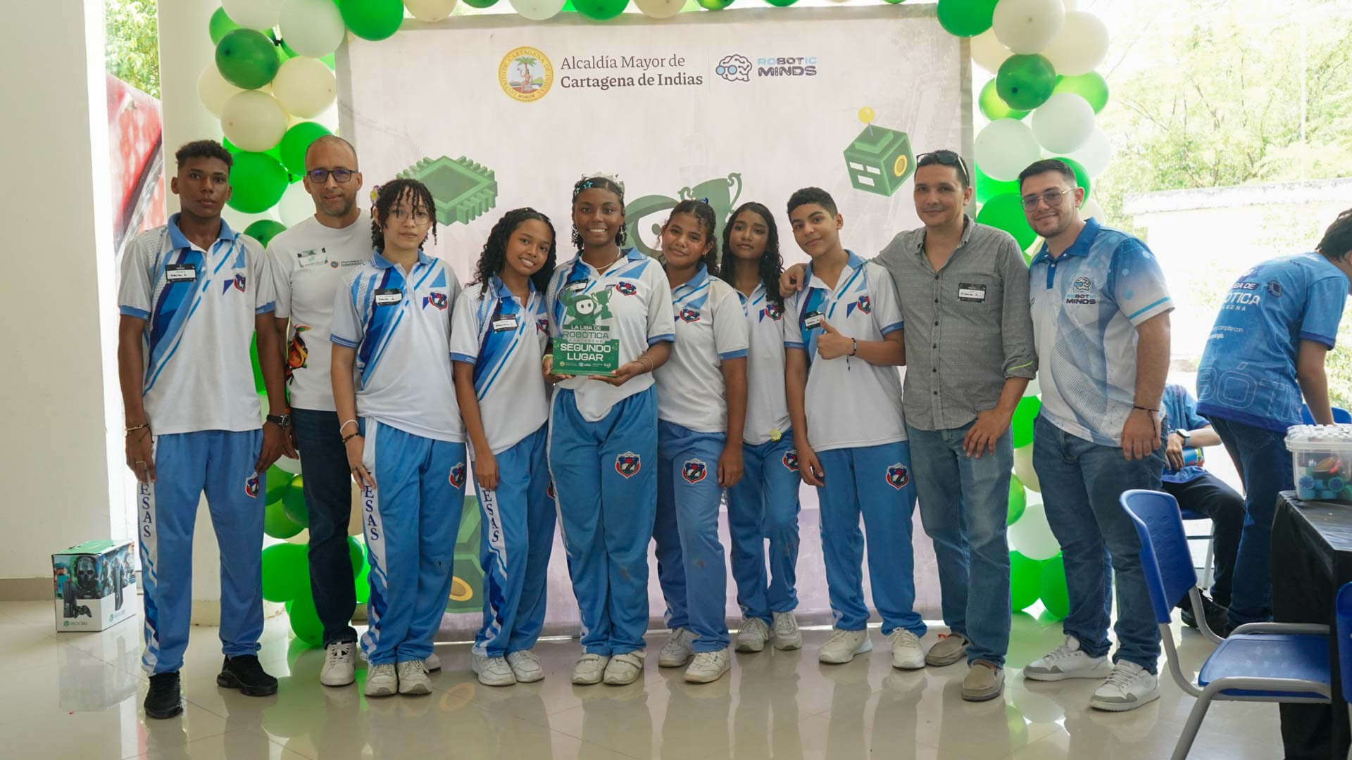 Equipo participantes de la Liga de Robótica. 