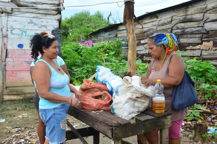 Se atendió la emergencia instalando más de 55 ollas en los diferentes barrios de Cartagena.