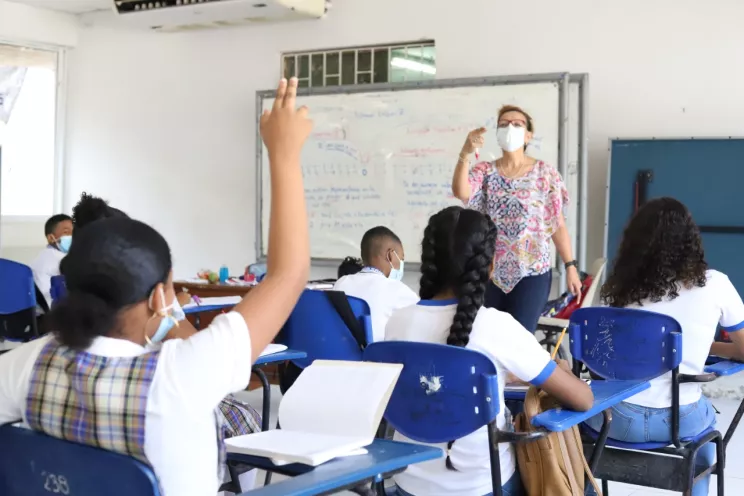 Regreso a clases el 6 de febrero
