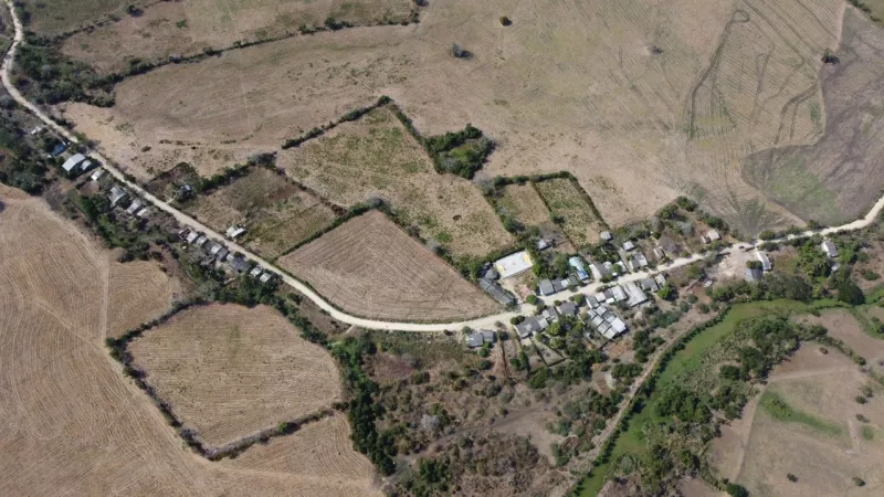 Continuamos las excavaciones para la instalación de las acometidas domiciliarias