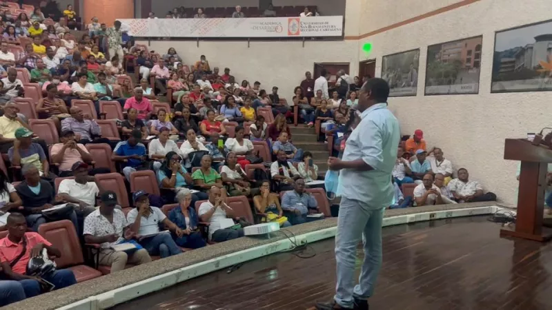 Las clases tendrán lugar durante los días viernes y sábado en el campus de la universidad