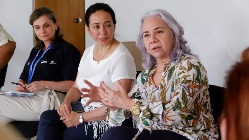 Con aliados estratégicos