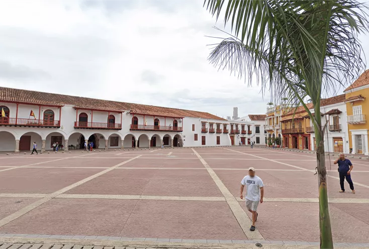 PLAZA CENTRO (1).png