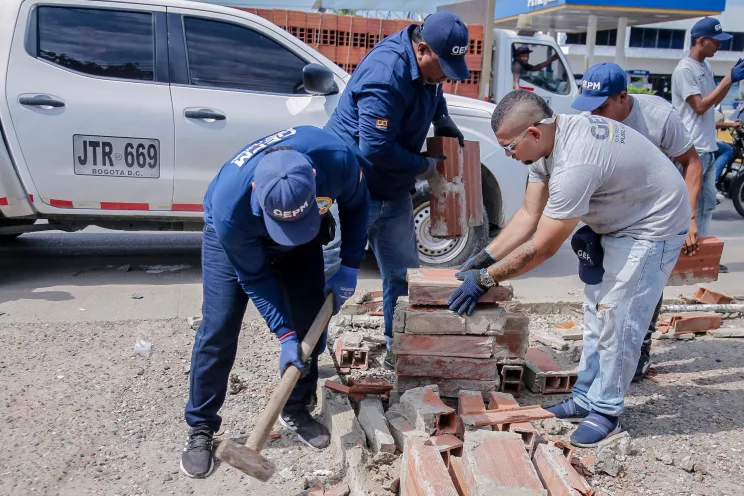Recuperación zona verde Villa De La Candelaria 