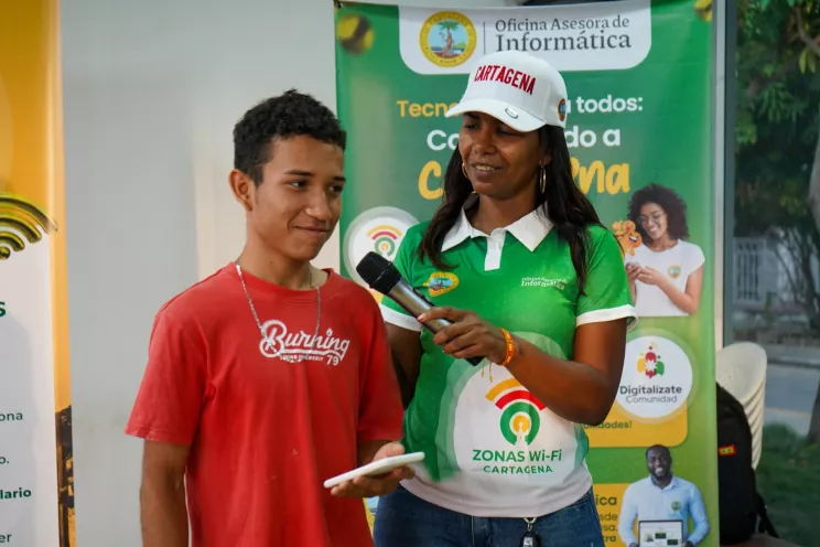 La tecnología se toma el Parque Deportivo Los Calamares y la Biblioteca Pablo Neruda con nuevas zonas Wi-Fi gratuitas
