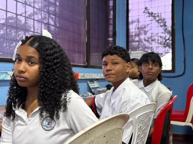 institución educativa, playas de Acapulco