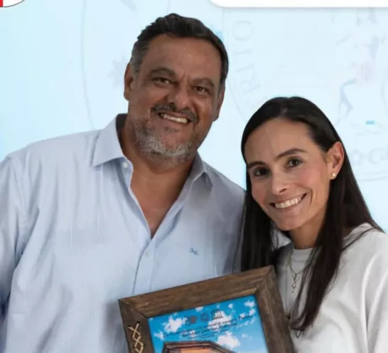 Imagen del encuentro entre el director de cooperación internacional y proyectos Colonia del Sacramento y la directora de cooperación intenernacional de Cartagena de Indias
