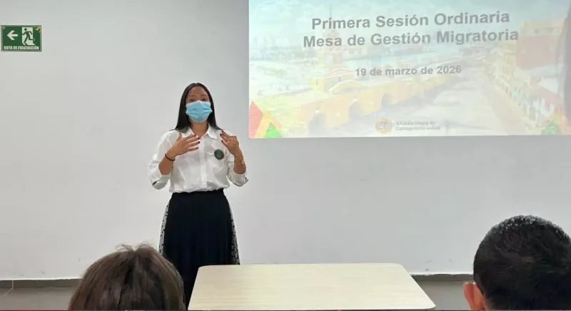 Foto de la primera sesión ordinaria de la Mesa de Gestión Migratoria del Centro Intégrate