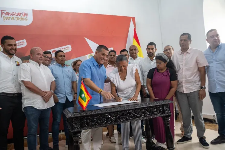 MAYORES