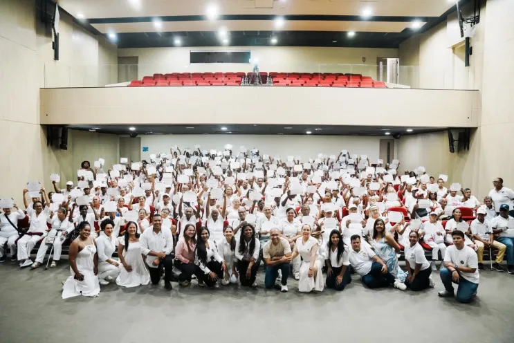 CERTIFICACION ADULTOS MAYORES.jpeg