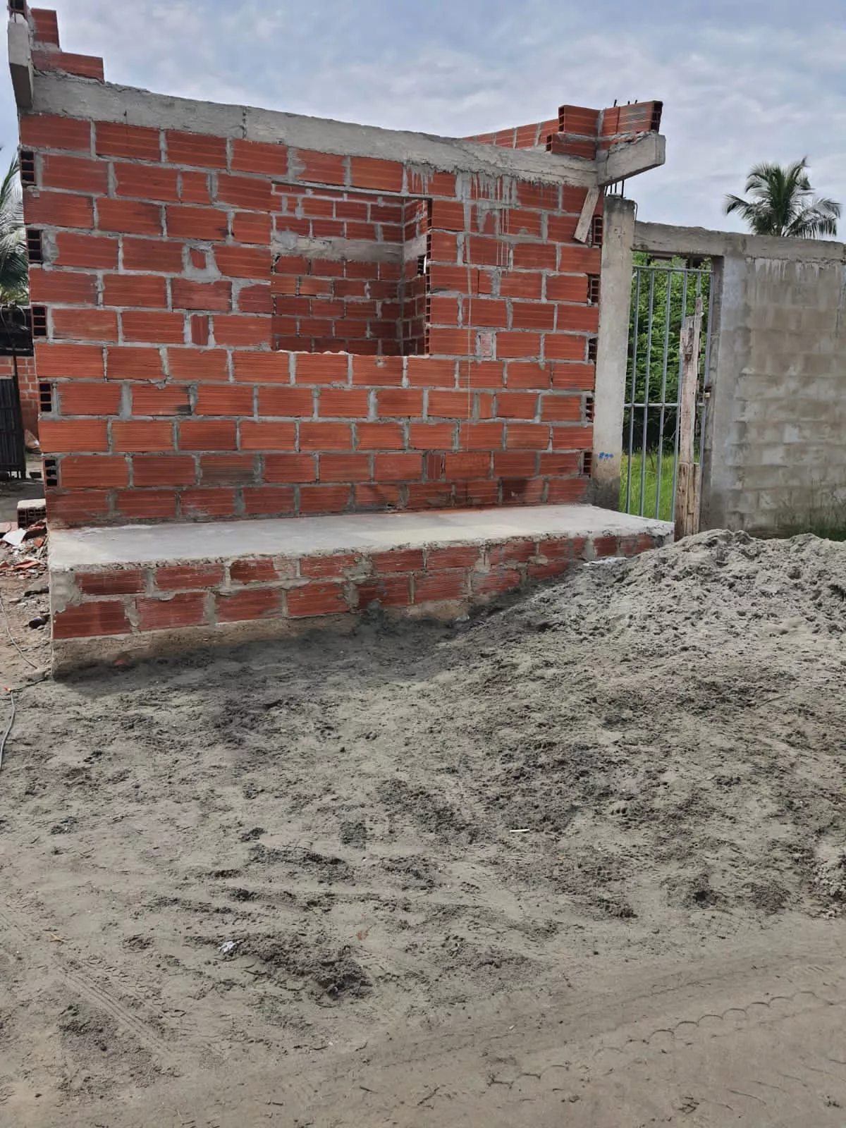 construcciones sin los debidos permisos en La Boquilla