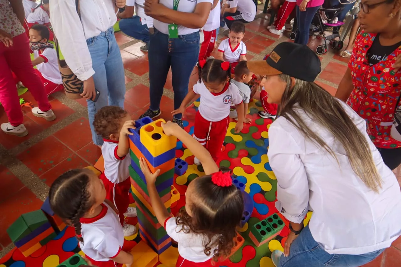 Se beneficiaron a 400 niños y niñas de esta comunidad