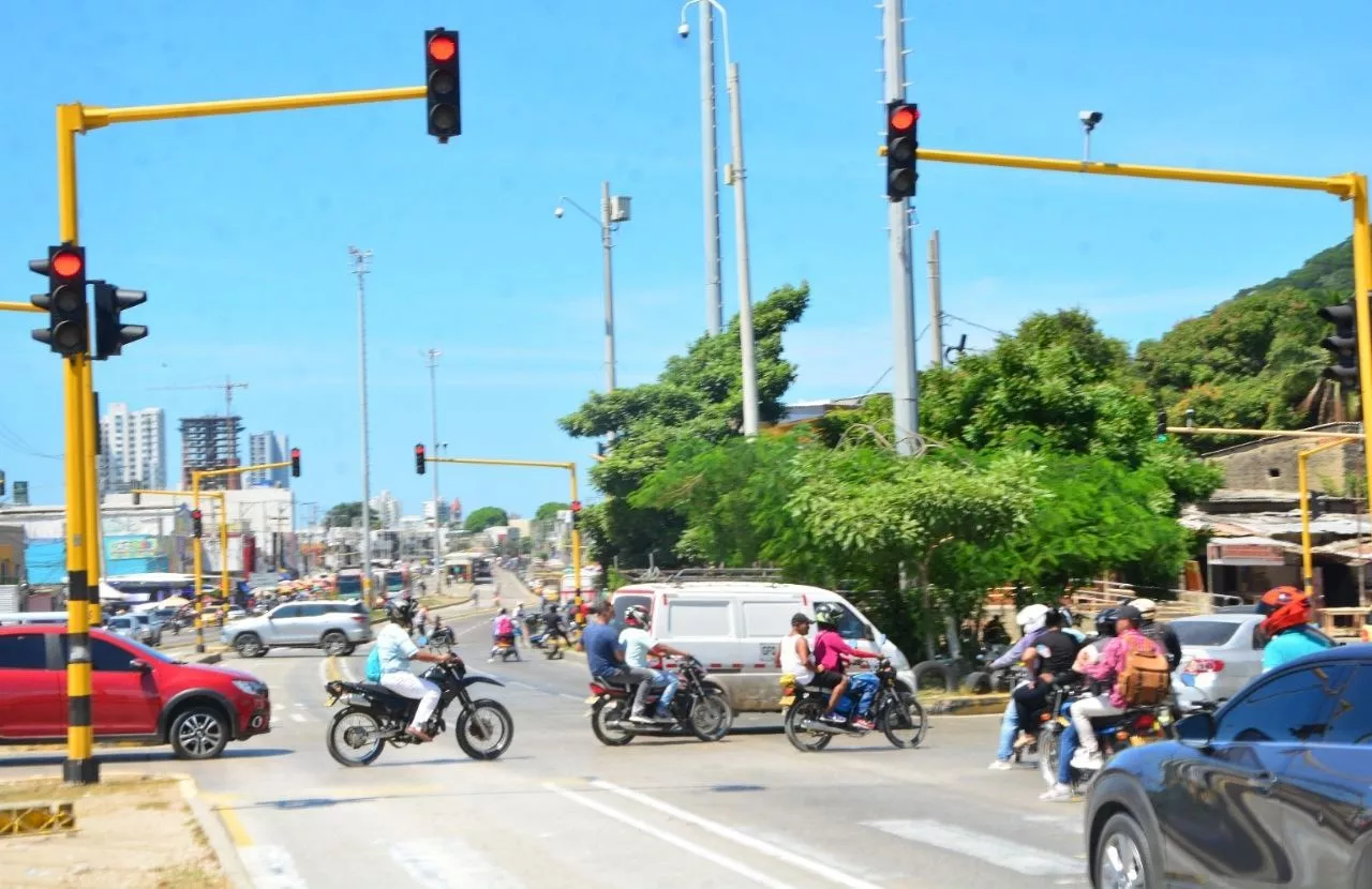 La intersección de la glorieta de Bazurto y la Estación España, ya se encuentran habilitadas