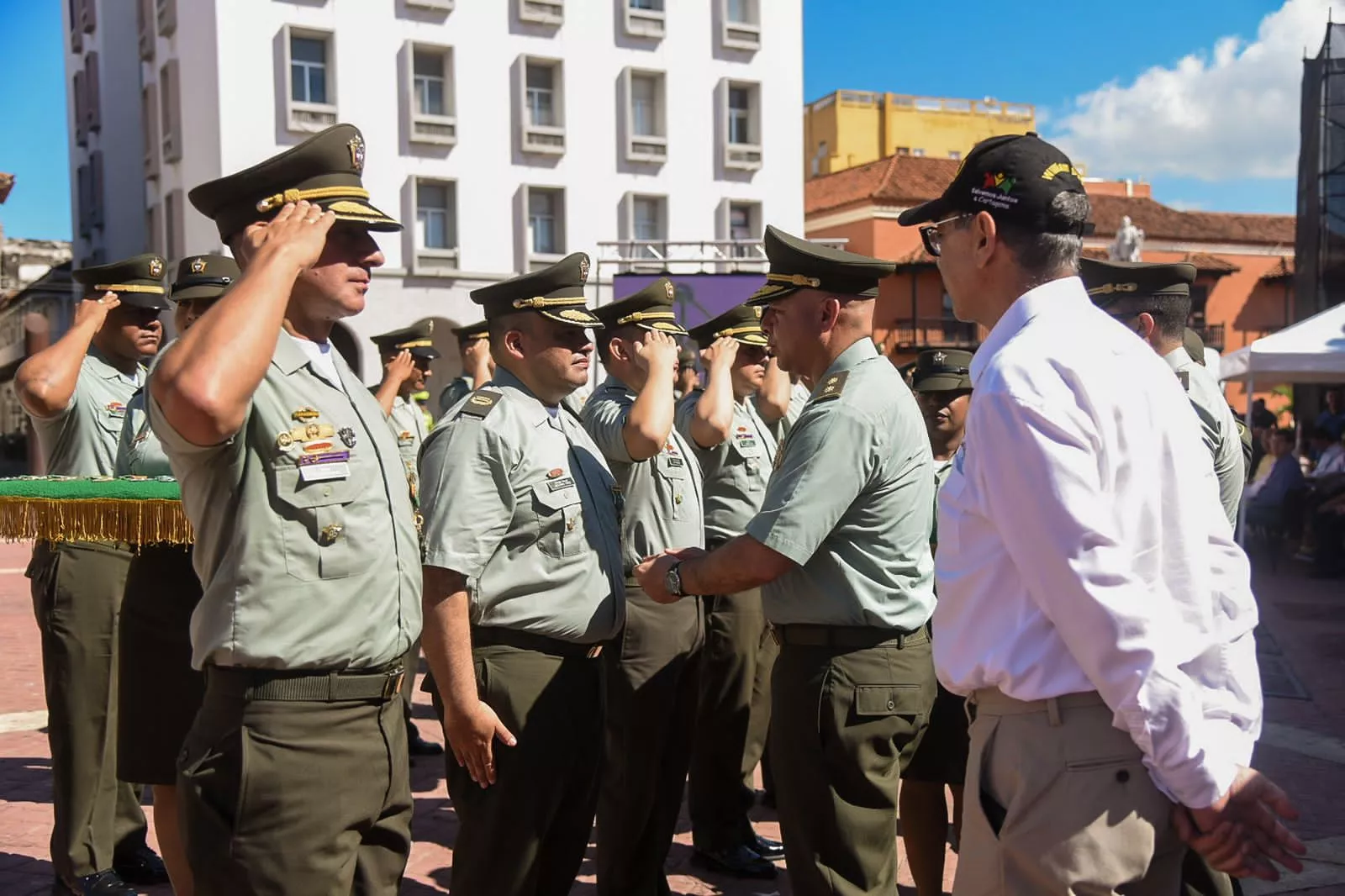 Durante la ceremonia, se entregó reconocimiento por parte de diferentes agremiaciones