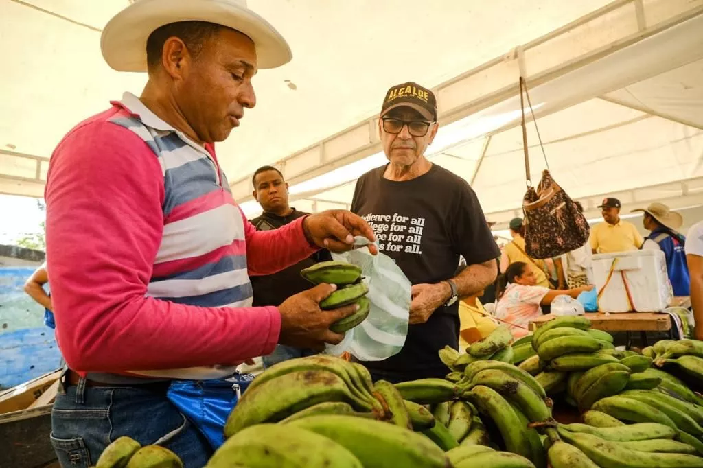 En la jornada hizo presencia el alcalde de Cartagena, William Dau Chamat