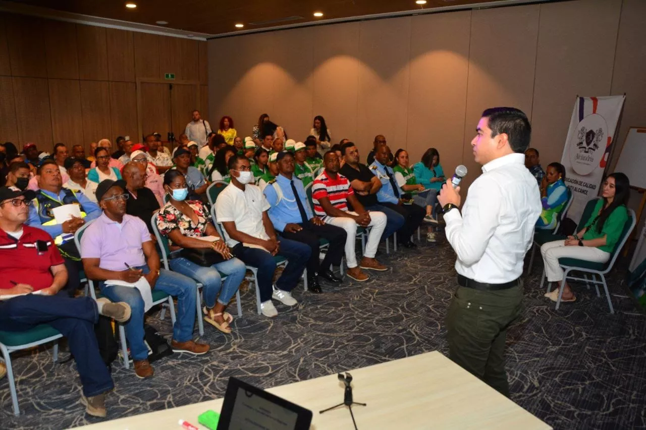 También se realiza en la ciudad el Seminario en Formación y Seguridad Vial en las Regiones 