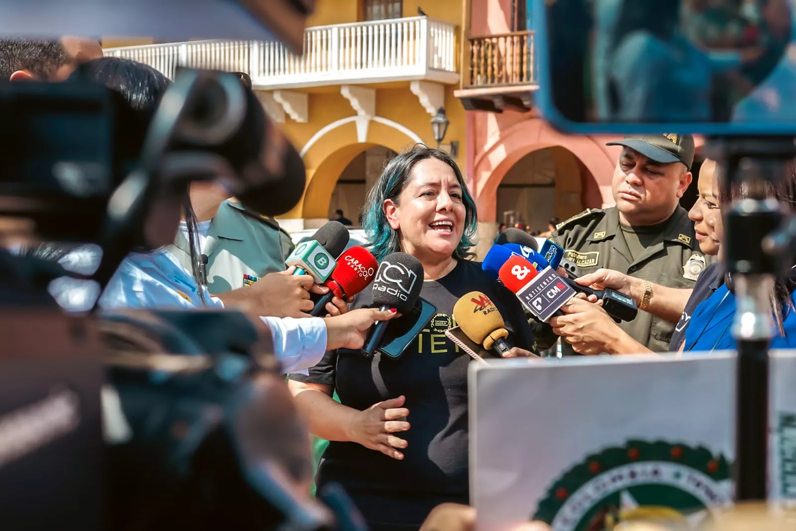 Rueda de prensa, secretaria del Interior Ana María González