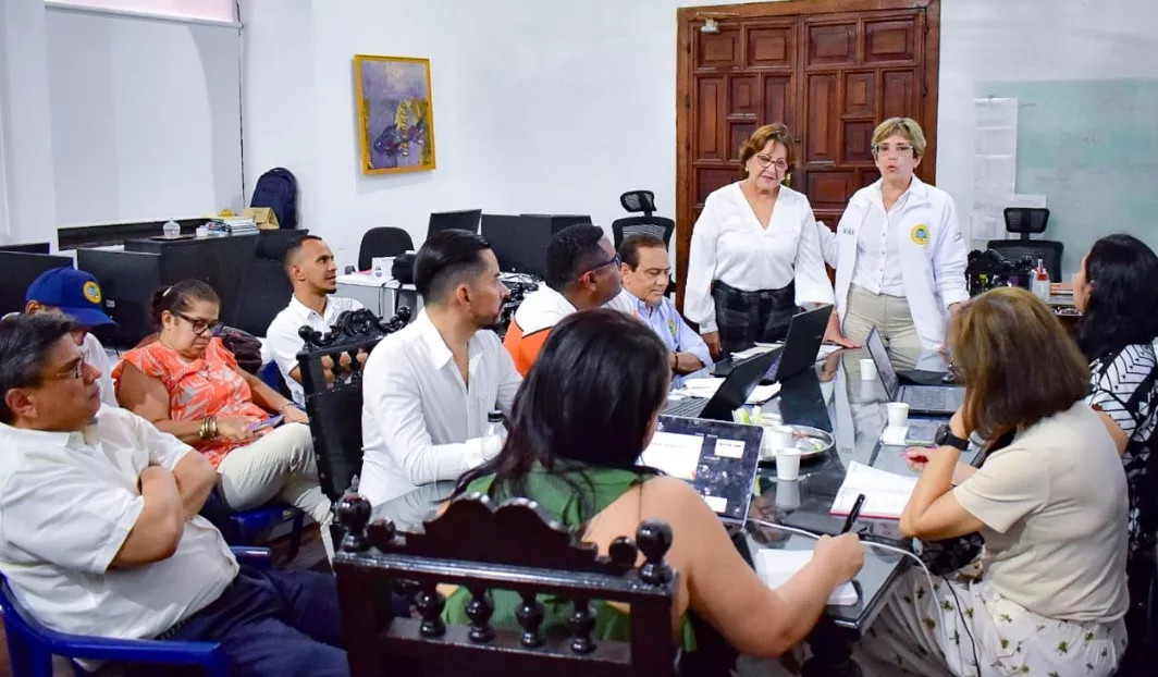 Secretaria General, María Patricia Porras, socializó, con su equipo de trabajo, sus líneas estratégicas. 