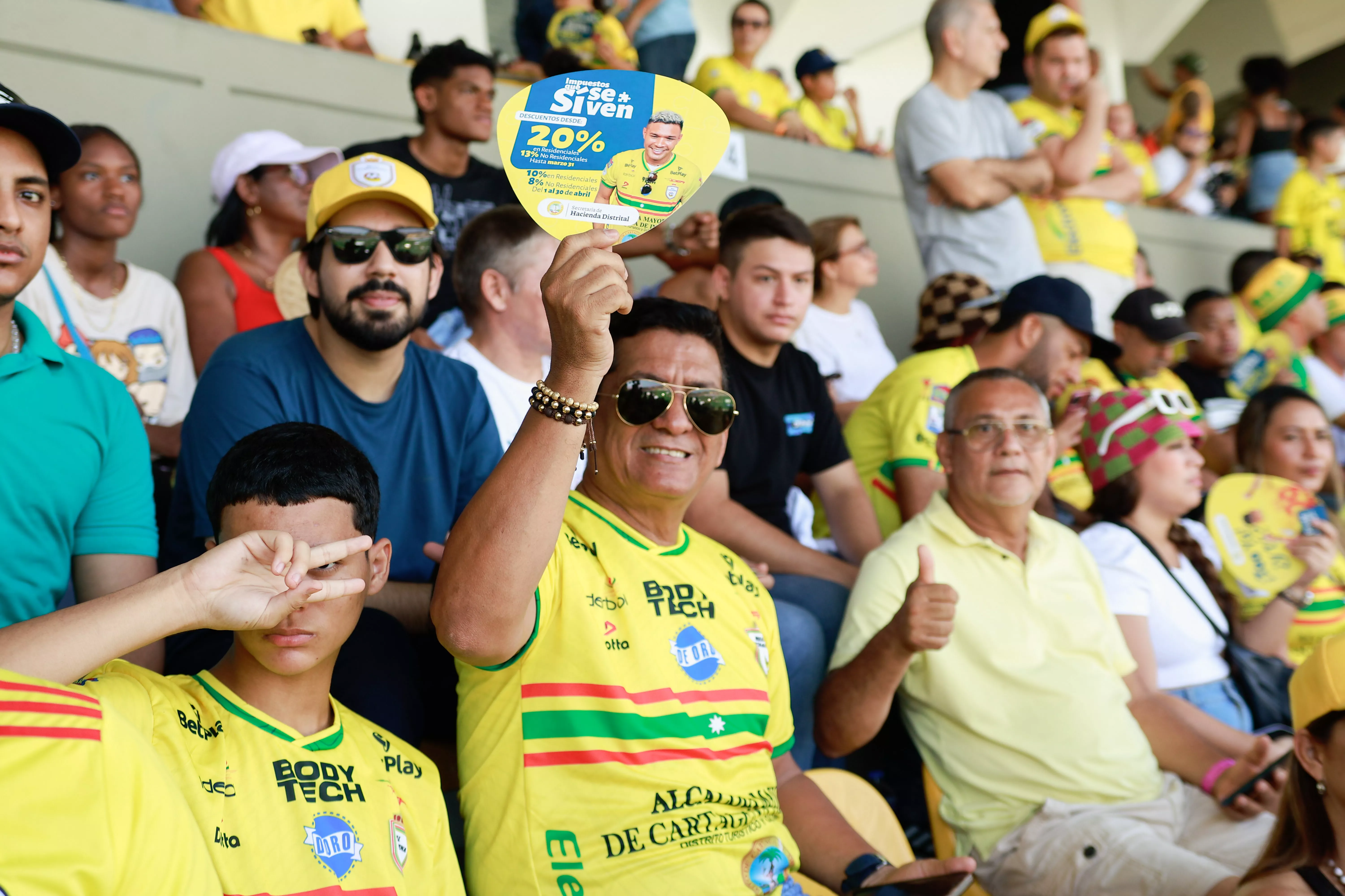 Toma del estadio Jaime Morón "Impuestos que si se ven"