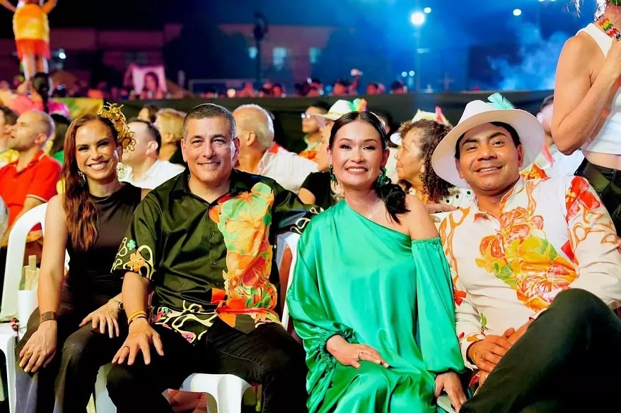 El director de la Escuela de Gobierno y Liderazgo , Robinson Casarrubia participó en el primer preludio de la localidad Histórica y del Caribe Norte en la plaza de Canapote.