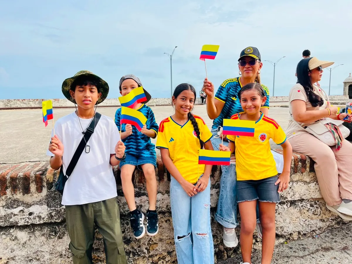 Desfile conmemorativo del Día de la Independencia de Colombia